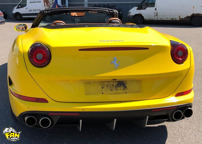 Ferrari 812 с откидной крышей