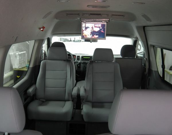 Toyota hiace фото салона