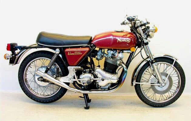 1973 Norton Commando 850