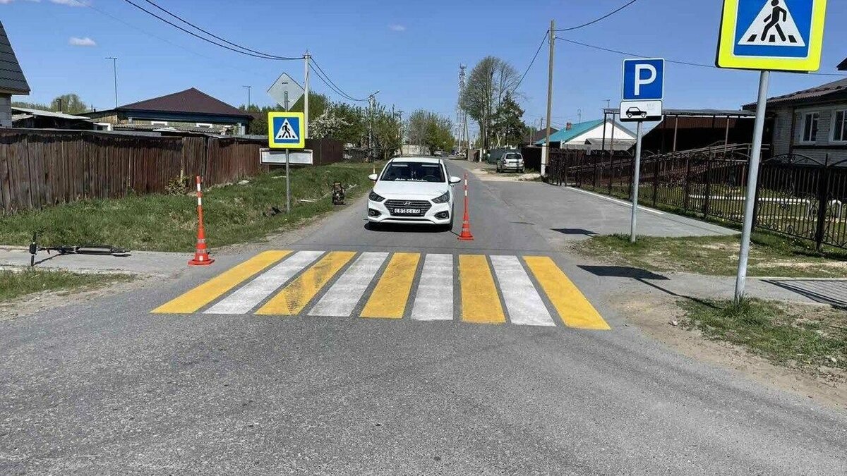     Двенадцатилетний школьник попал под колеса автомобиля «Хендэ» в селе Ембаево Тюменского района, сообщили в региональной ГИБДД.