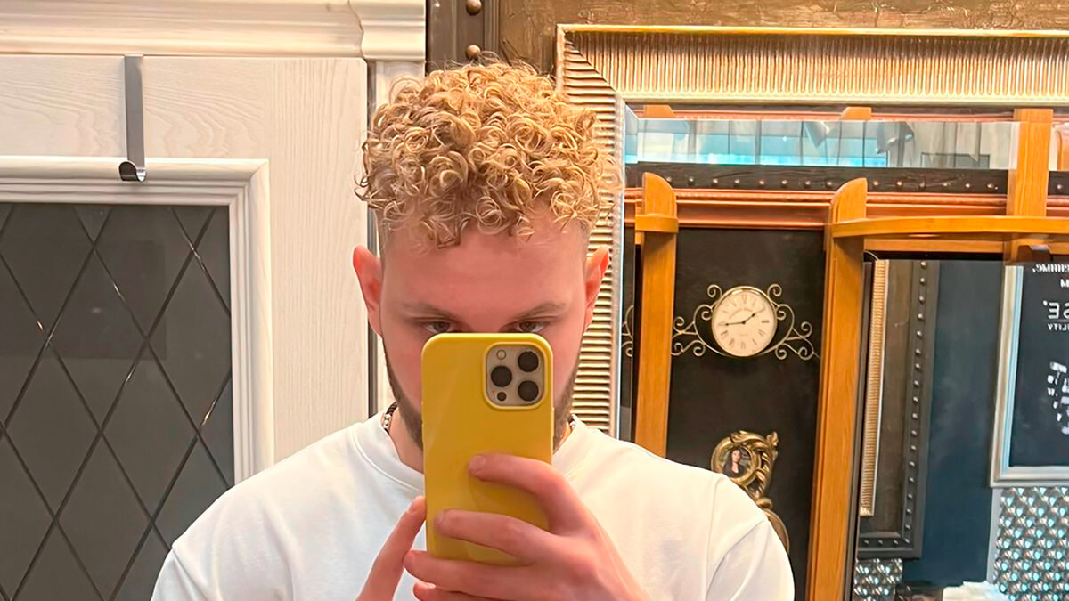 Мужская хим завивка в салоне красоты "Леди Shine"