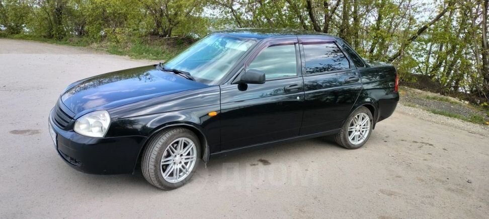 Вот на такой старушке ехали. Для нашего автопрома 2009 год точно не молодуха! Картинка из интернета.