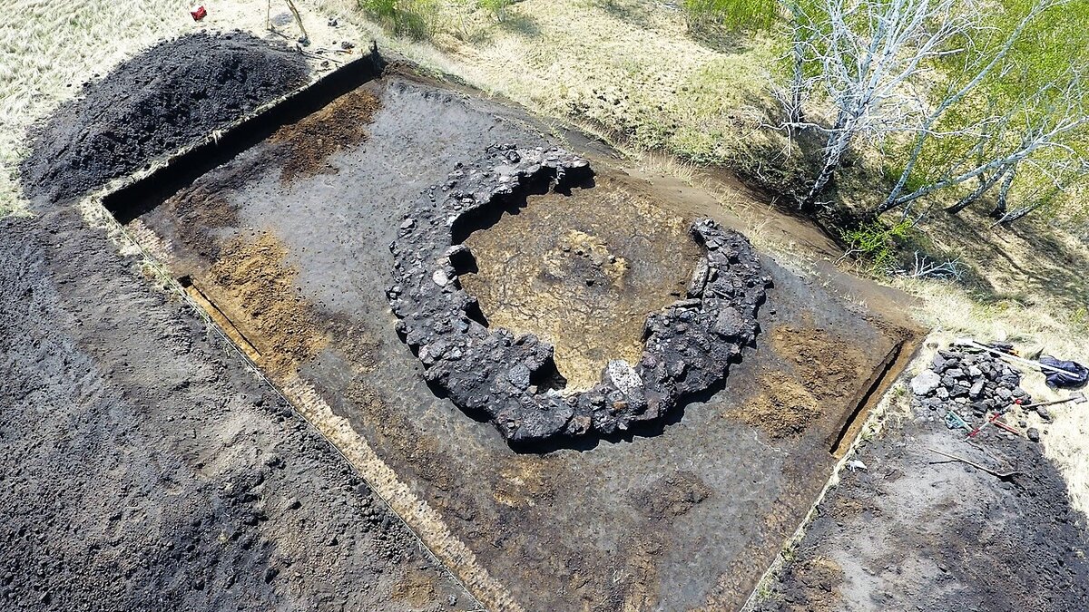 Курганские археологи нашли погребение IV-III вв до н. э | КГУ ...