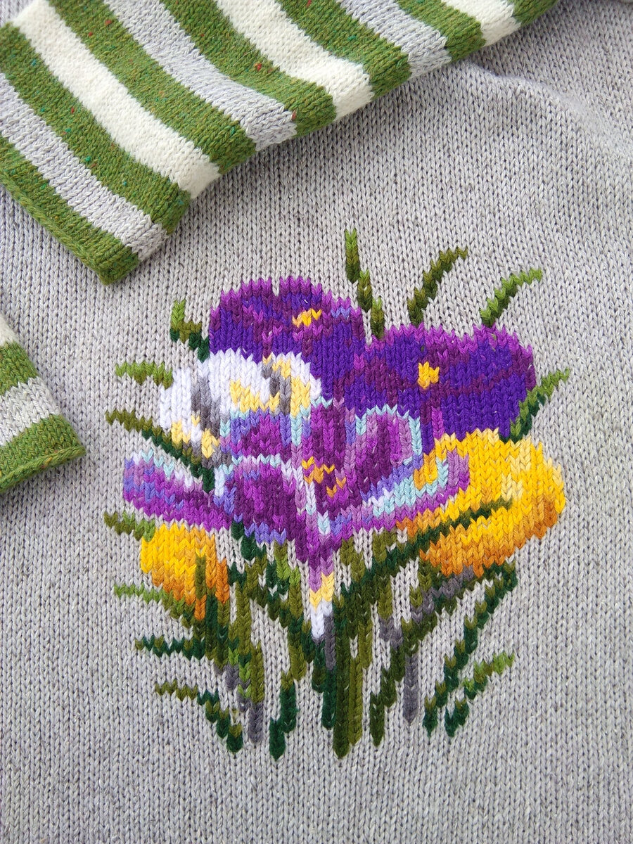 Вышивка по петлям