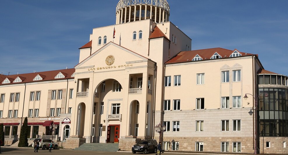 Национальное Собрание - Парламент Нагорно-Карабахской Республики (Республики Арцаха). Фото из открытых источников сети Интернета