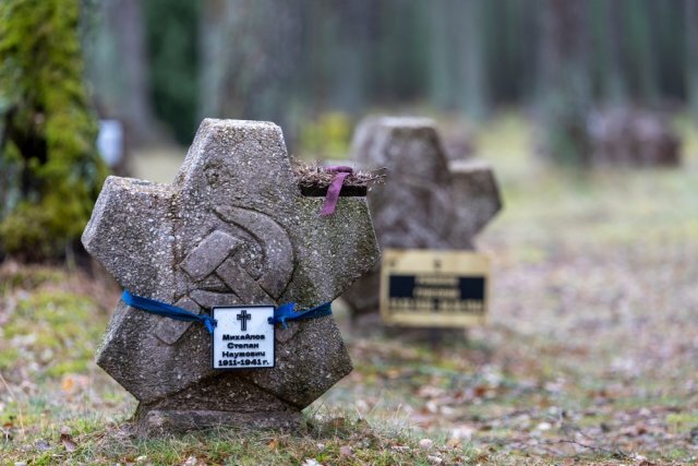    Сколько денег СССР вложил в Польшу после Второй мировой войны?