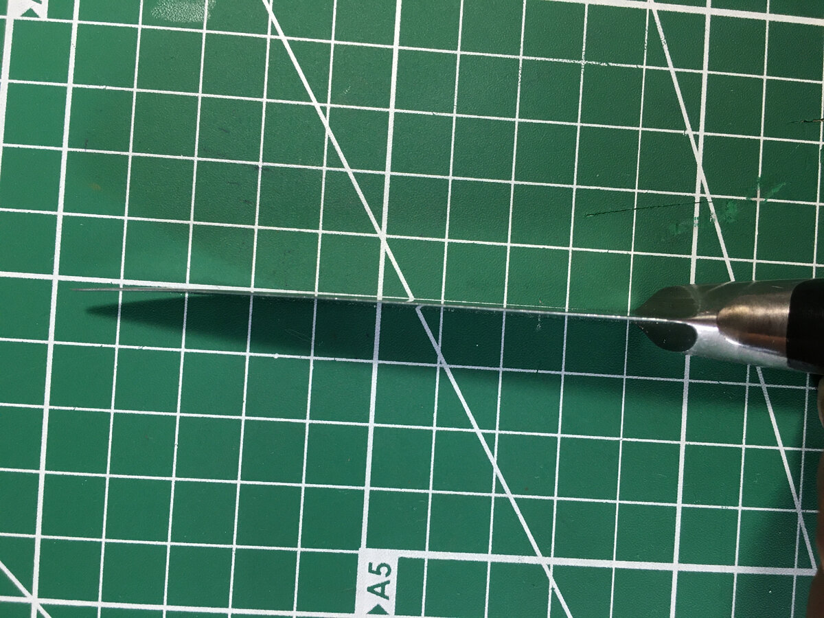 Носик чуточку кривой