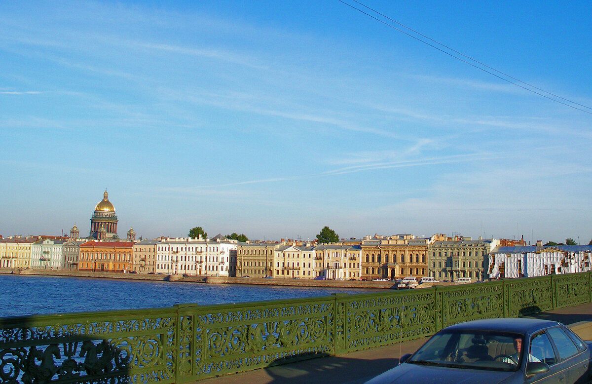 Вид с Благовещенского моста, 2005 год