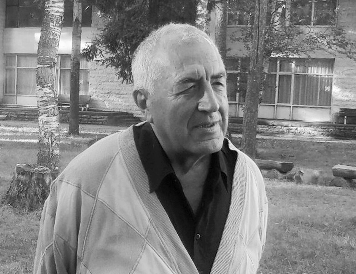 Писатель Валерий Попов