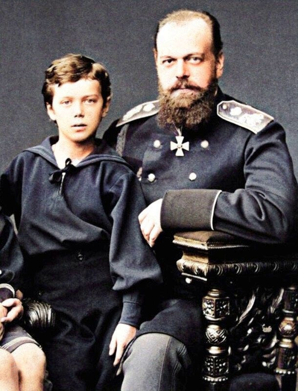 Император Александр 3 с сыном, Николаем