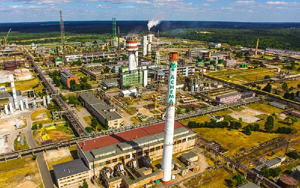 Предприятия по производству азотных удобрений. Литва завод Lifosa. Завод удобрений Achema. Завод Achema Литва. Литва Ионава азотный завод