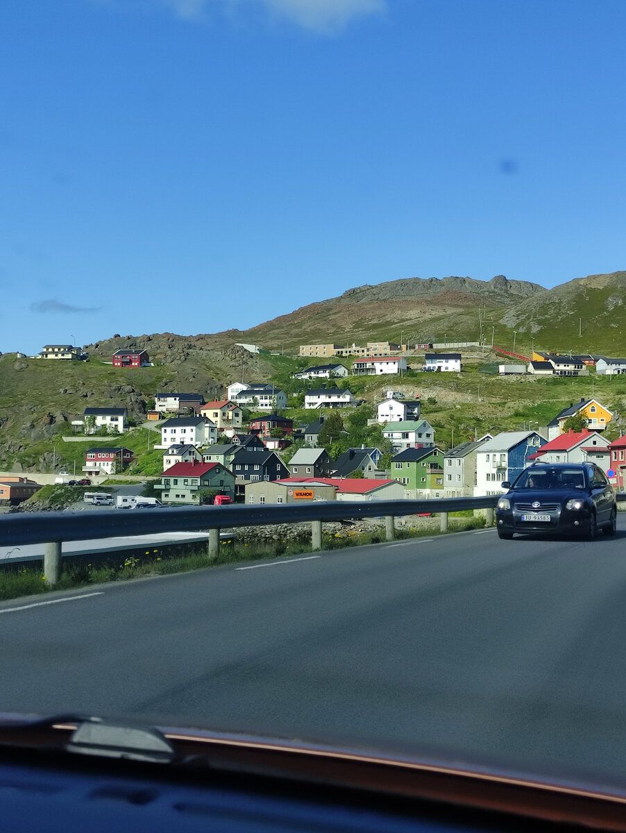 Хоннингсвог - самый северный город Европы (Норвегия). 