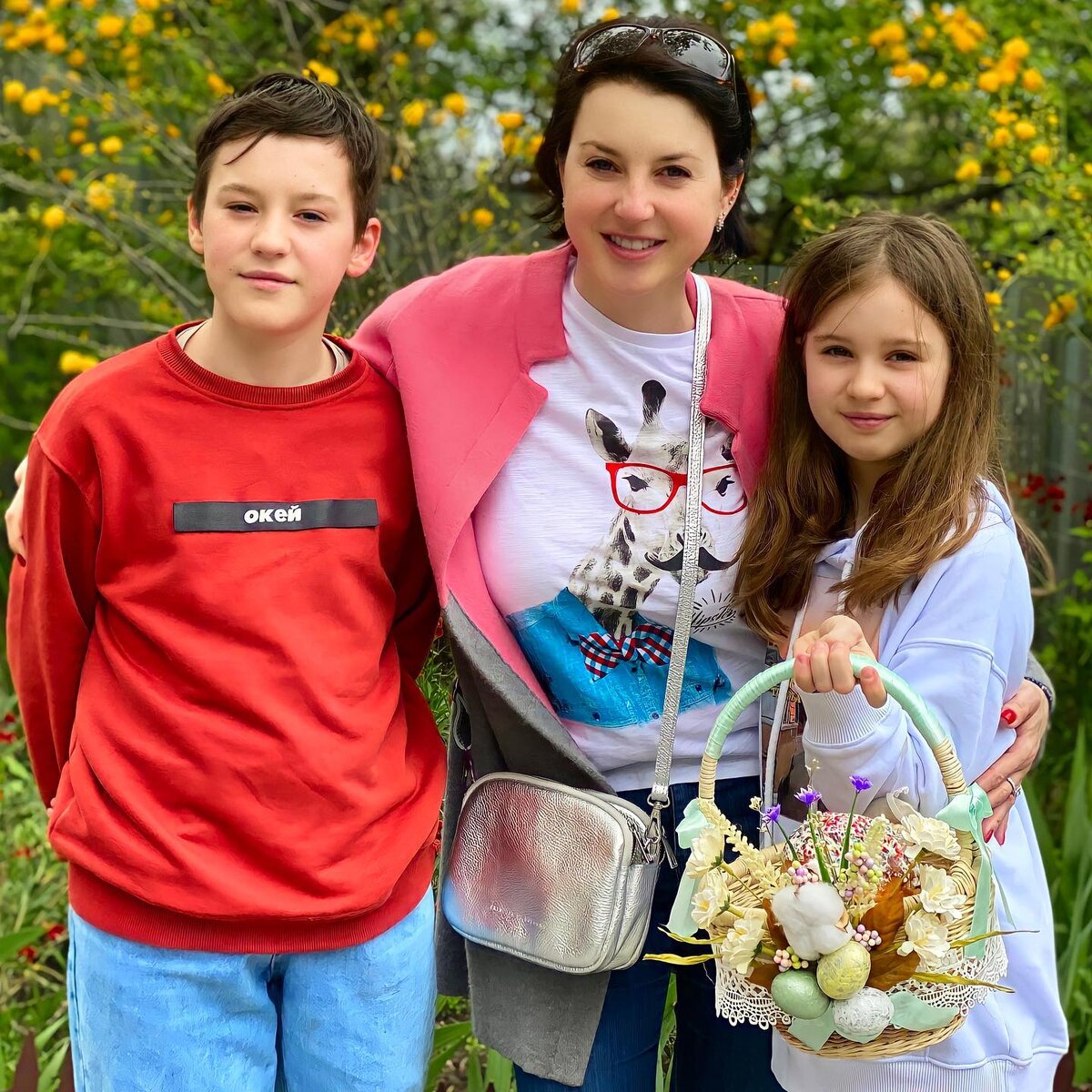    Ирина Слуцкая с детьми от первого бракаСоцсети