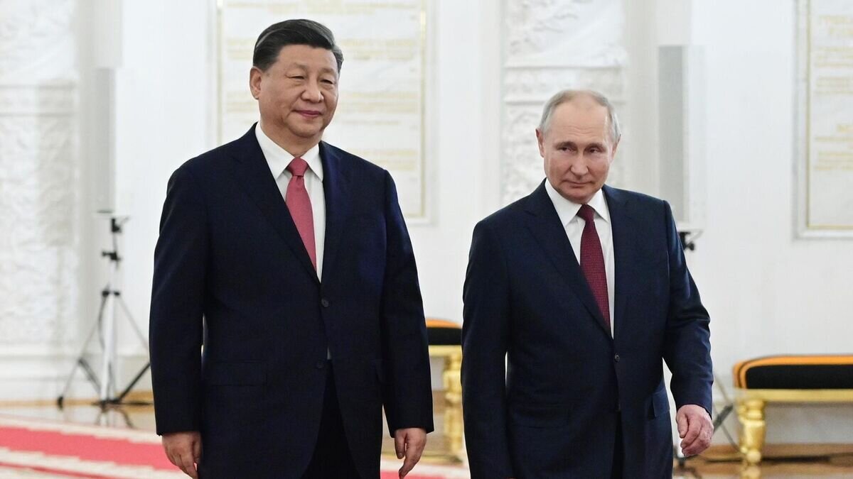   Президент РФ Владимир Путин и председатель КНР Си Цзиньпин во время встречи в Москве© РИА Новости / Павел Быркин