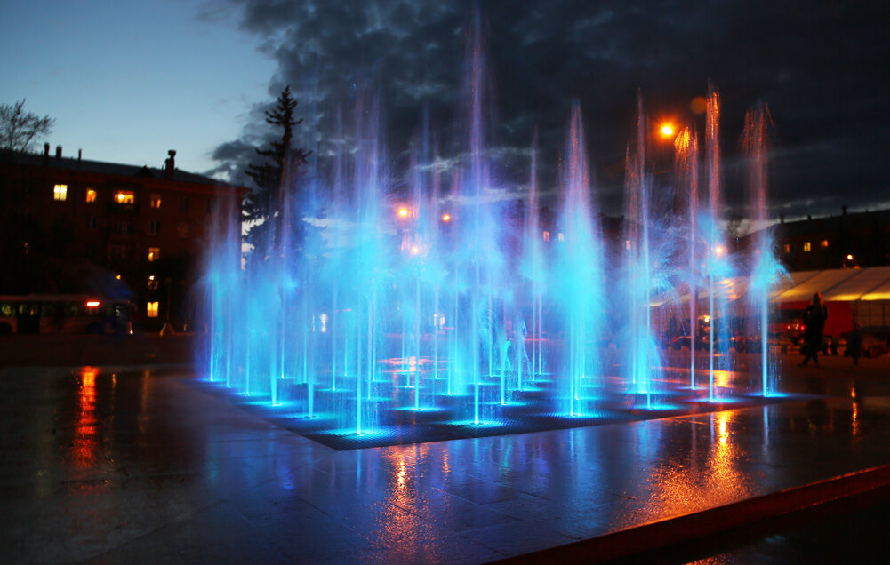 Фонтан дк. Дворец культуры фонтан\ камышин. Волгодонск фонтан комсомолец. Фонтан дк. Фонтан на площади федулова вологда.