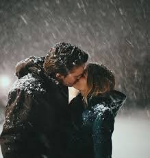 Иллюстрация с интернета.Поцелуй влюбленных