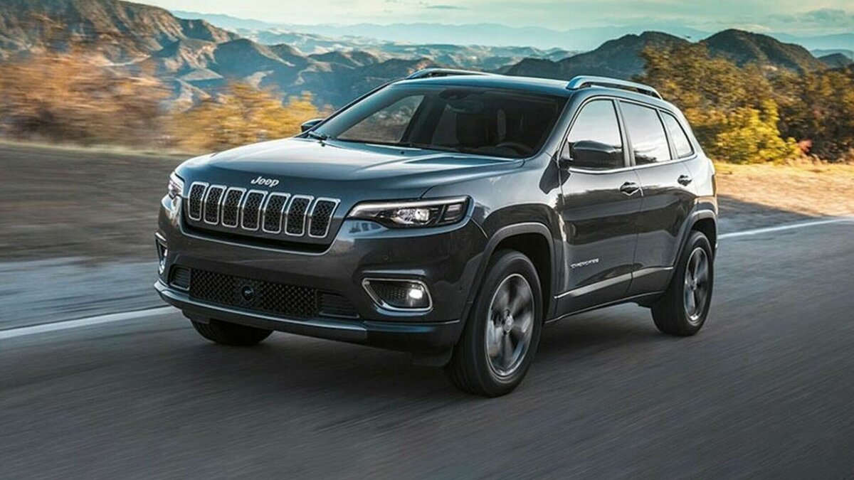     Компания Jeep приостановила производство кроссоверов Cherokee, так как продажи этой модели оказались неудовлетворительными, пишут «Новые Известия».