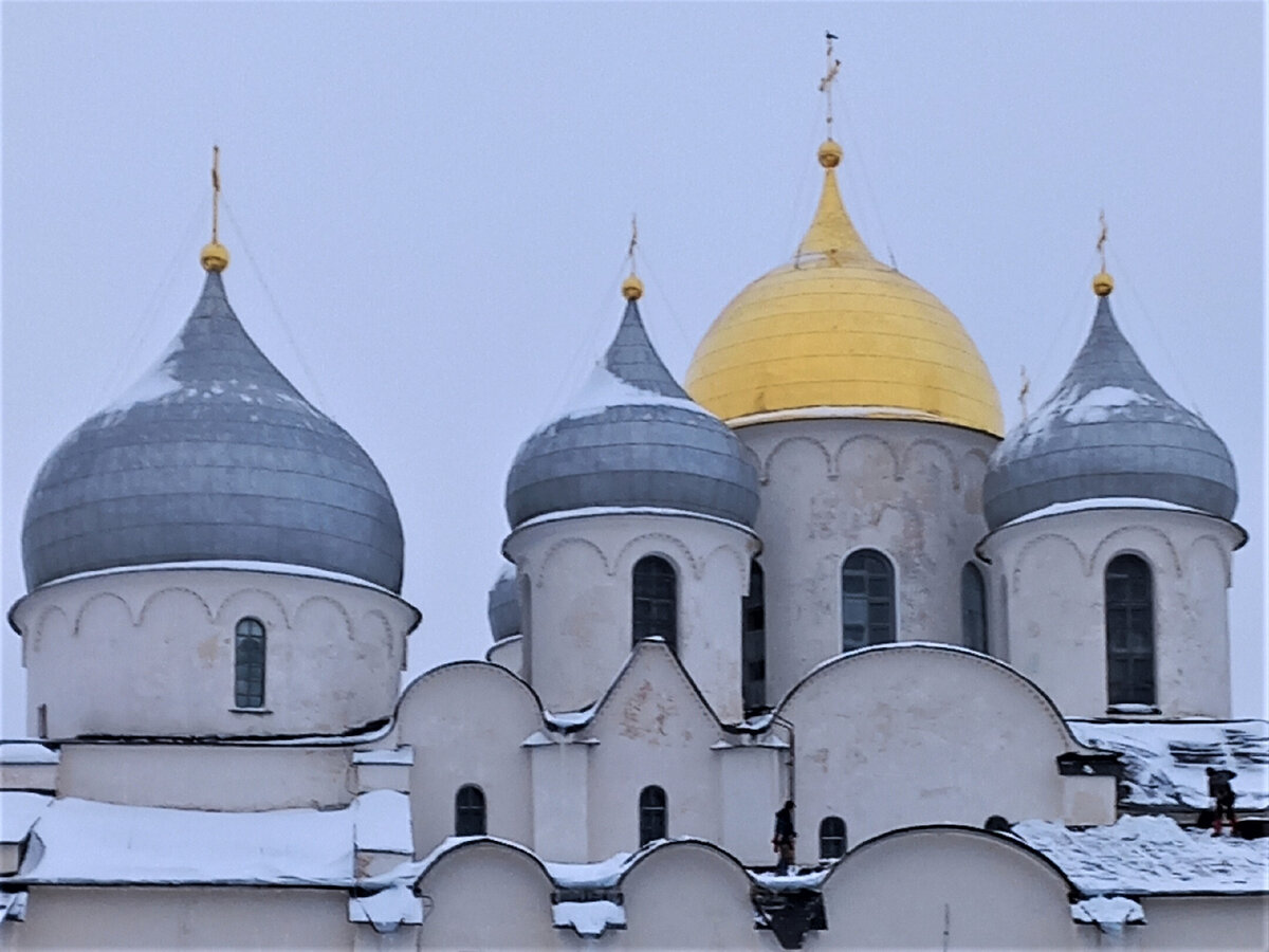 Софийский собор Великого Новгорода – история самого древнего православного  храма России | Страницы истории | Дзен