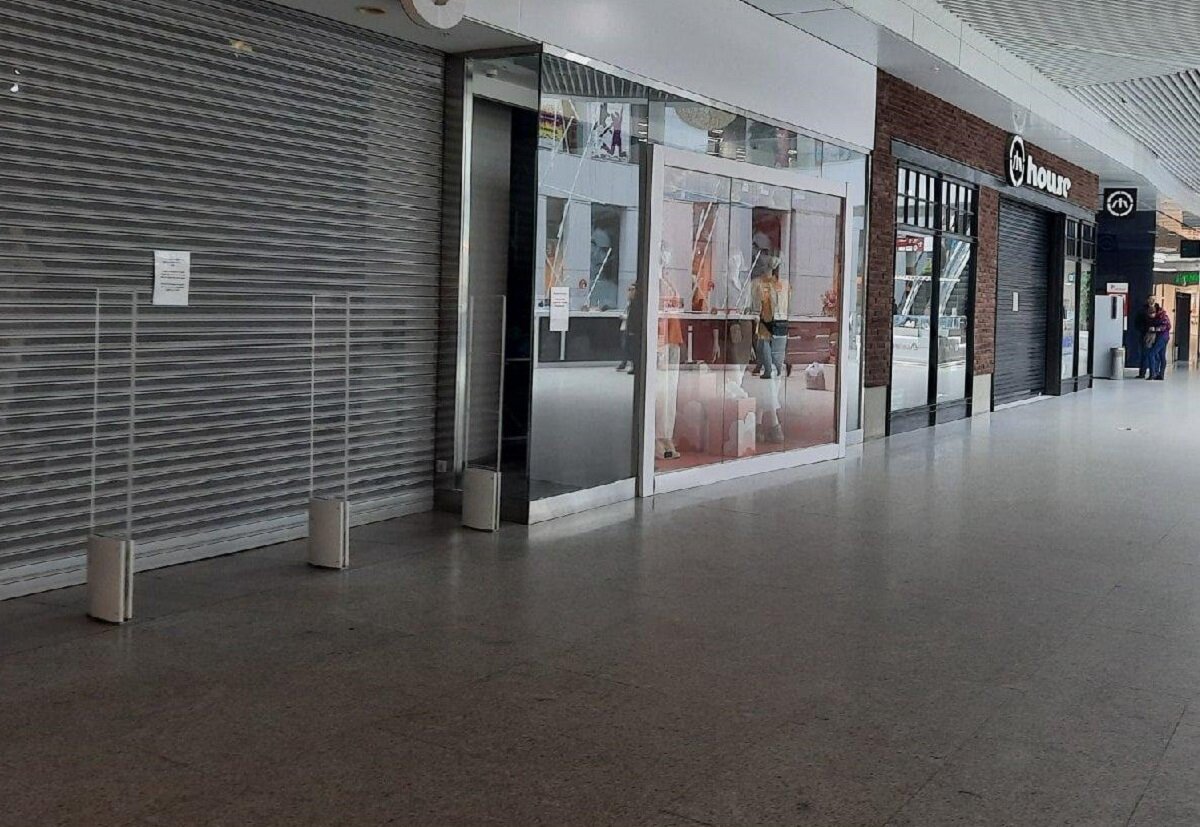    На месте закрытых магазинов уже весной могут открыться новые Марина Ухабова