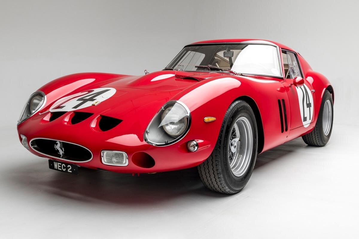 Машина Ferrari 250 GTO В Италии