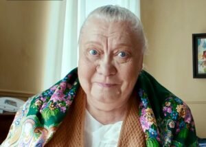    Фото: кадр из фильма «Ёлки 5» (2016), реж. Т. Бекмамбетов, А. Котт Гульназ Астахова