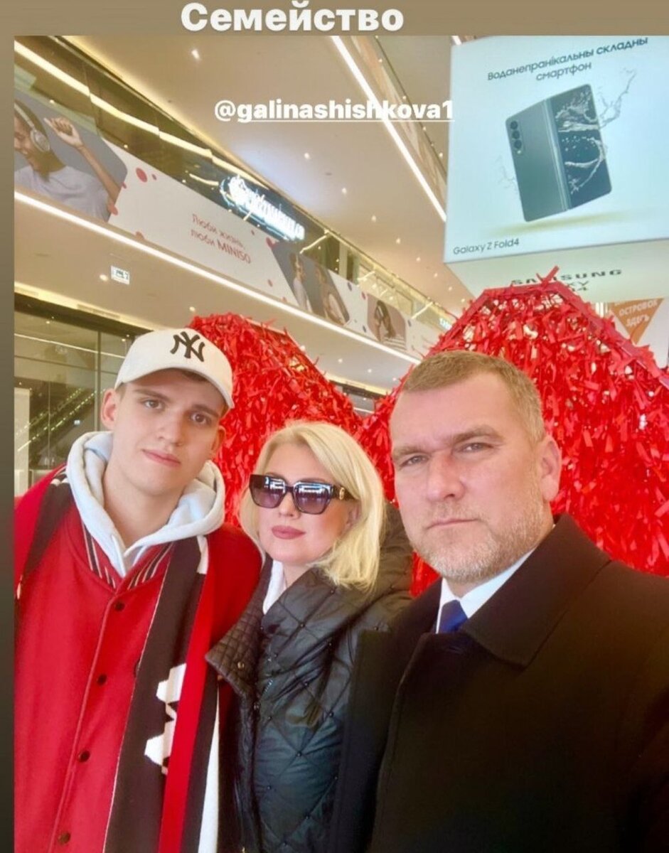     Яркий кадр не оставил поклонников артистки равнодушной. Фото: соцсети.