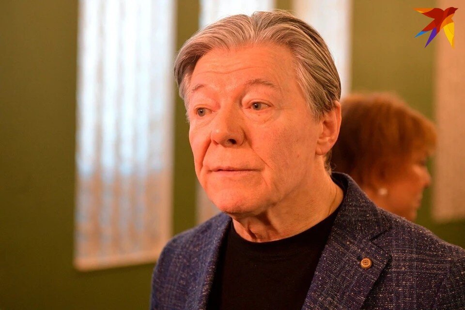     Лукашенко поздравил народного артиста РСФСР Александра Збруева с 85-летием. Михаил ФРОЛОВ