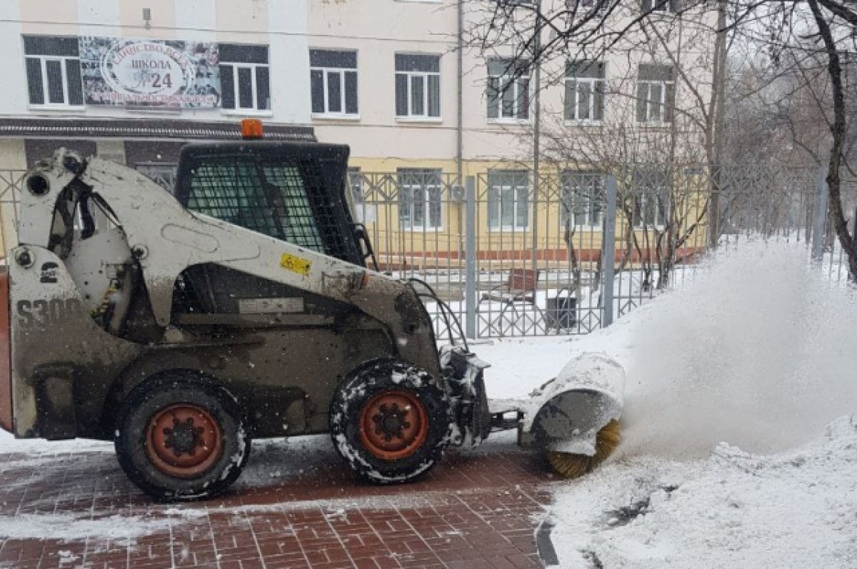    Последствия ночной непогоды устраняют в Иркутске 31 марта