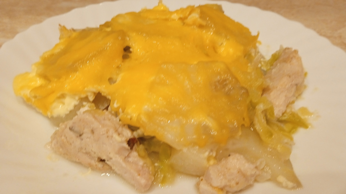 Как приготовить вкусный курник с курицей и картошкой на кефире?