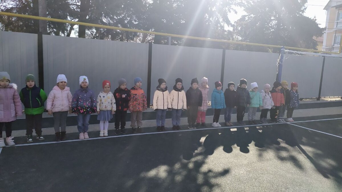 На новом стадионе, и его открытие сын тоже застал - везение невероятное))