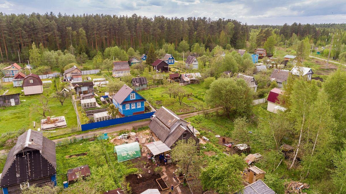 Фото дачи весной в мае