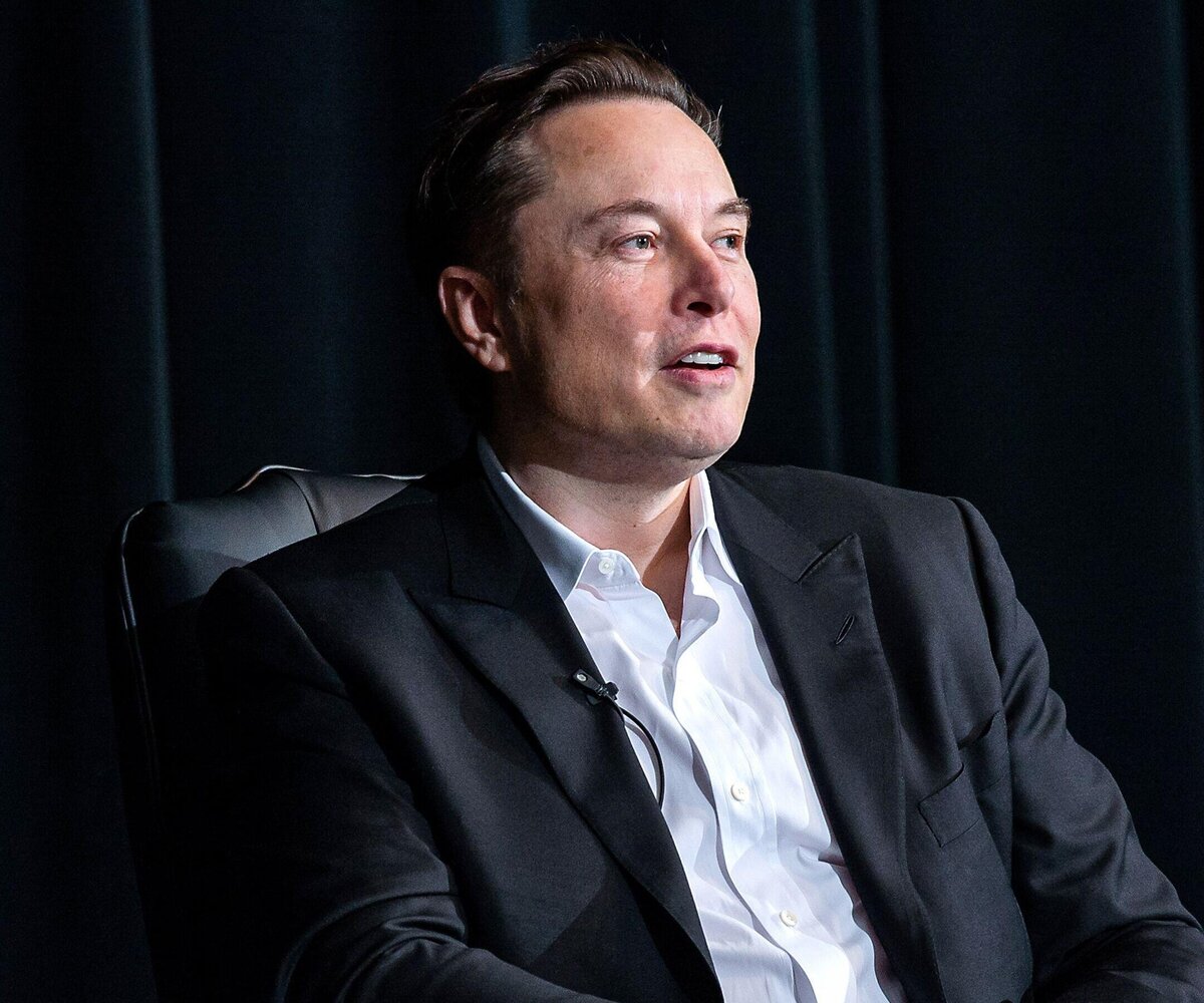     The New York Times лишилась галки верификации в Twitter после отказа оформлять платную подписку. В тот же день Илон Маск раскритиковал издание