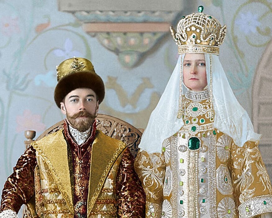 Император Николай II и Императрица Александра Федоровна https://foto-ram.ru/бал-1903-года-в-зимнем-дворце-фото/