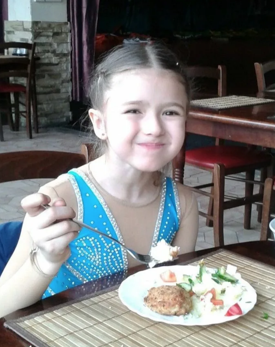 камила валерьевна валиева в детстве. камила валиева 2016. камила валиева в детстве. камилла валиева в детстве фото. камилла валиева лебедь.