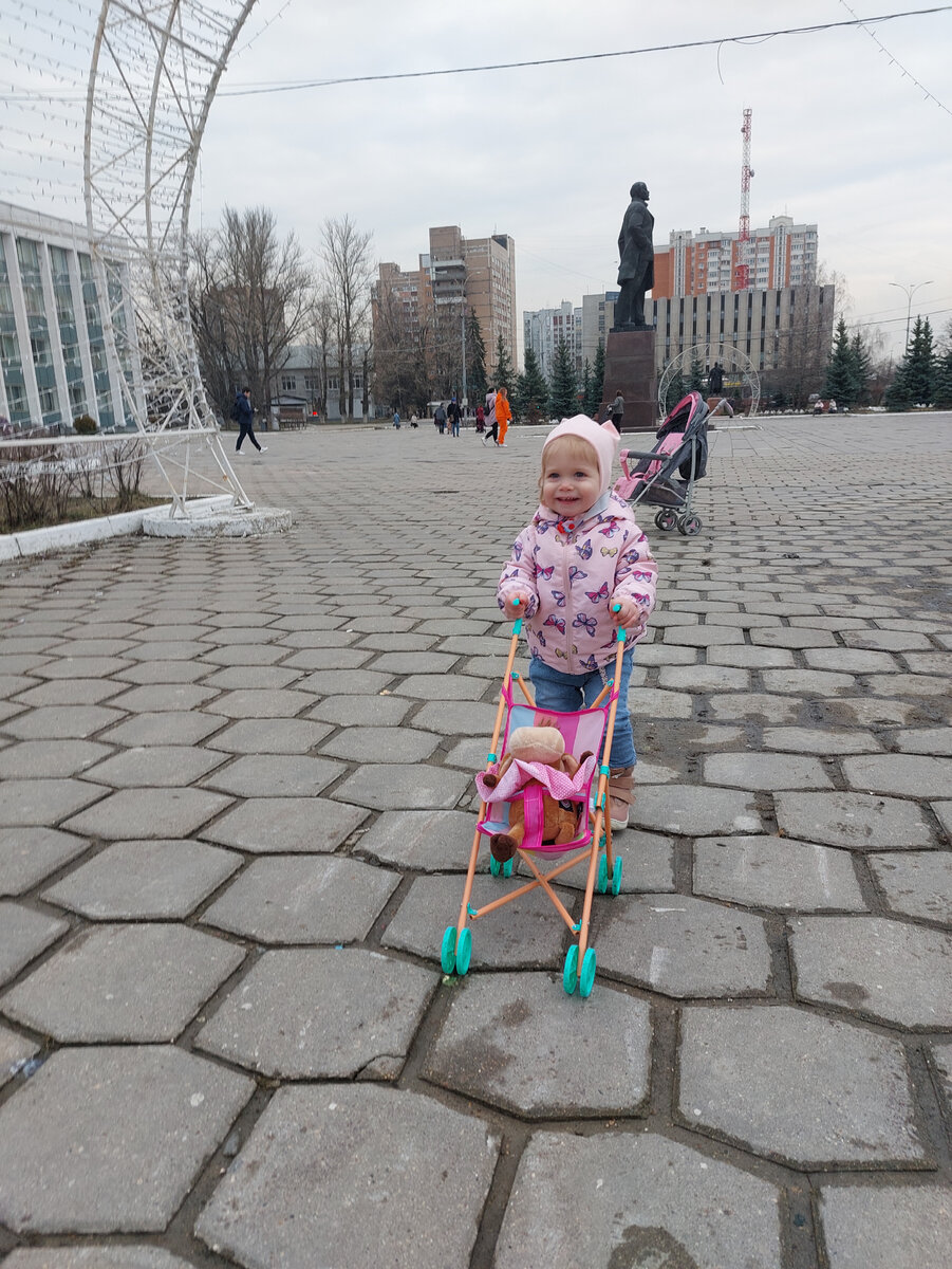 Погуляли в центре Одинцово | Мама Ксюша и ее семья | Дзен