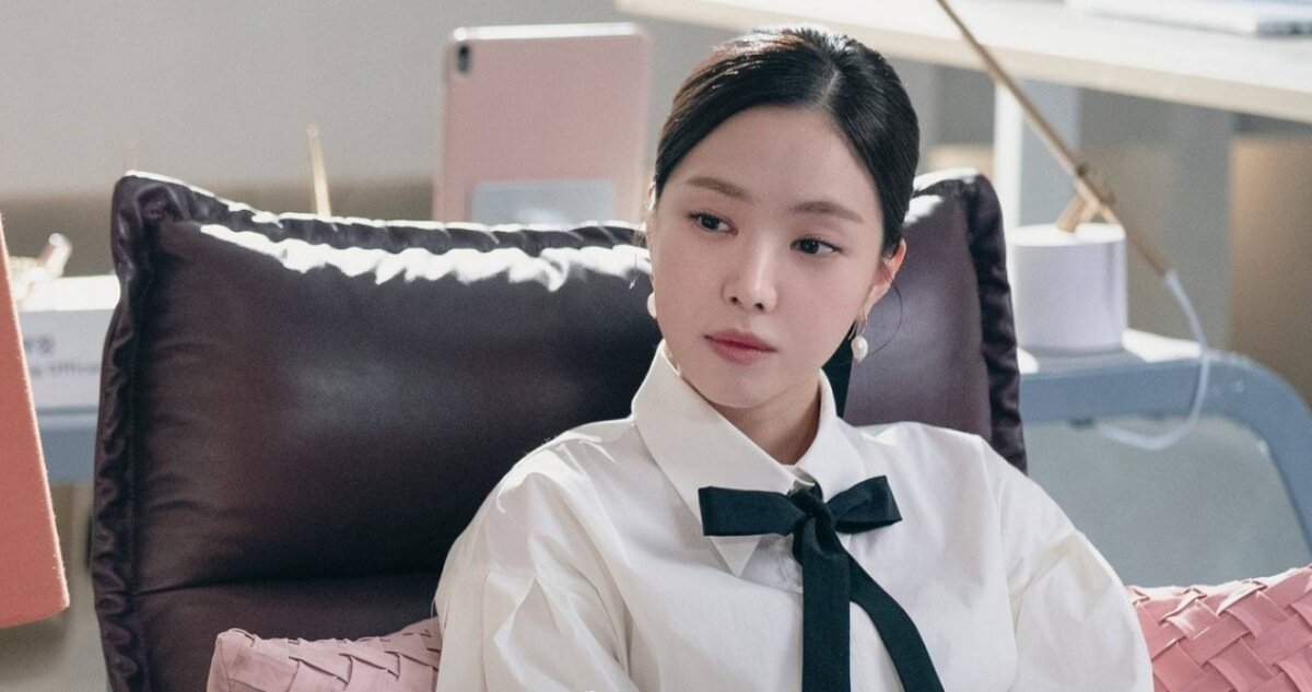 Светлый пепел луны дорама софтбокс. Дорама слава 2023. Скандал одного дня дорама. Дорамы 2023 софтбокс. Курьер дорама.