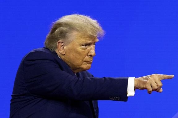    Бывший президент США Дональд Трамп, Julia Nikhinson - CNP / globallookpress.com