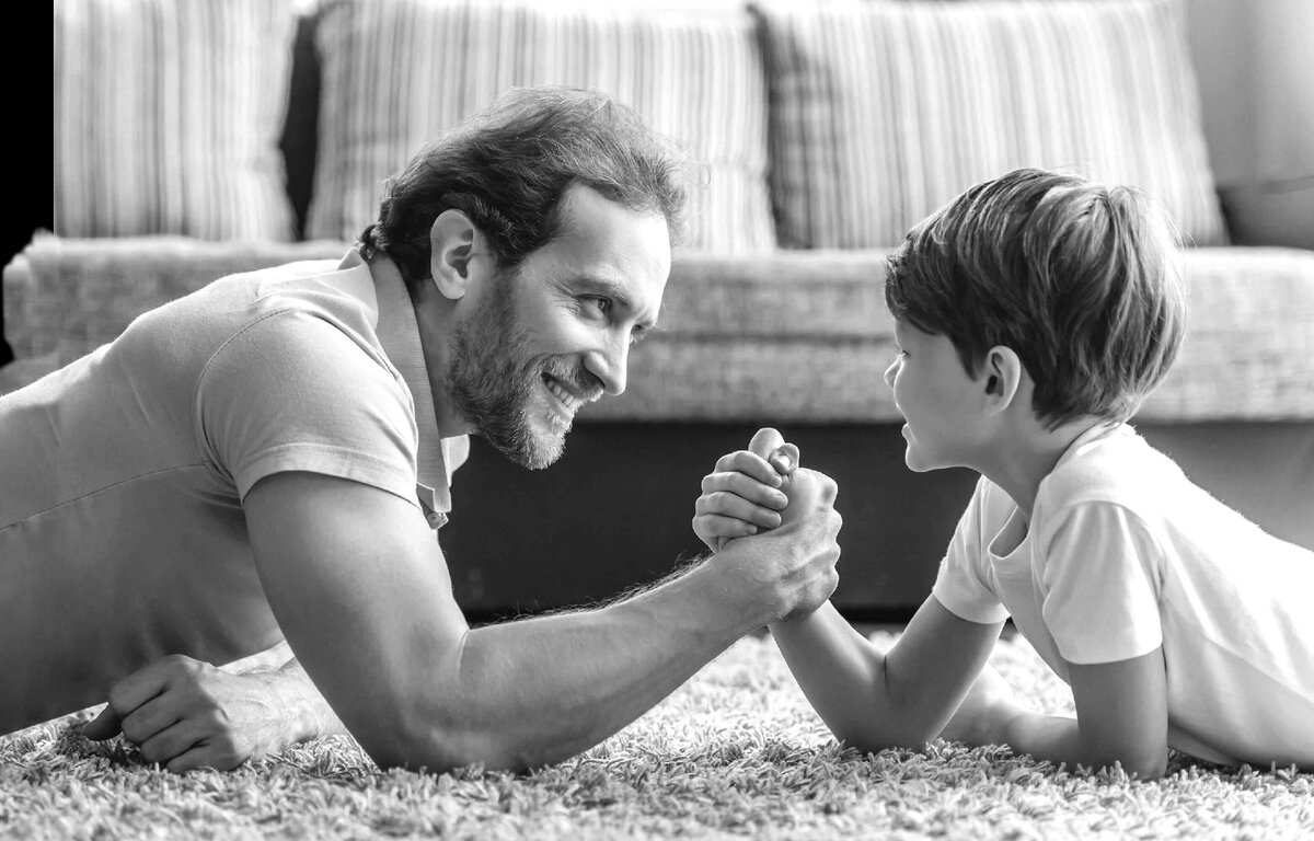 Когда родитель воспитывает ребёнка один, он всегда боится чего-то ему недодать, и этот страх может только мешать процессу воспитания