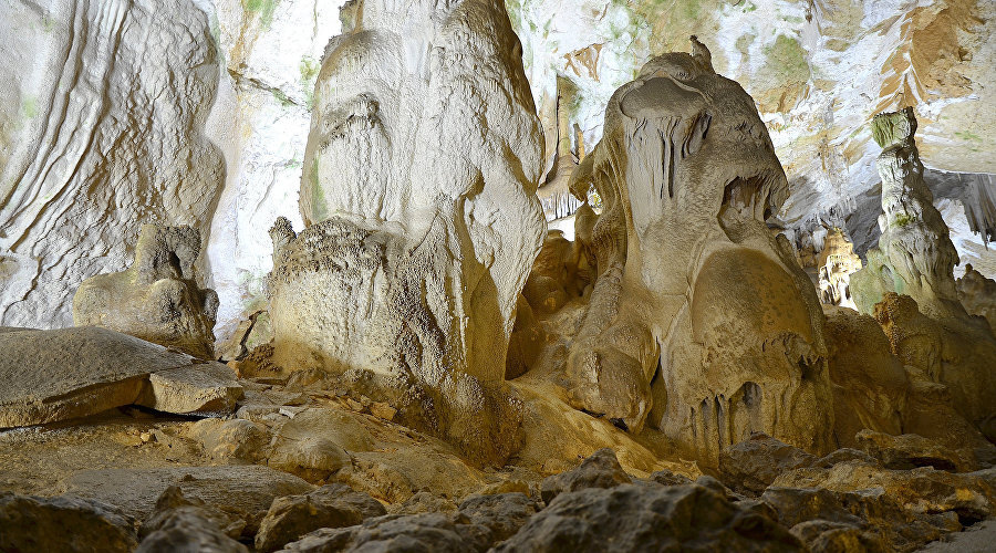 Мраморная пещера // Фото: CC BY-SA 4.0, Sergey Korovkin 84