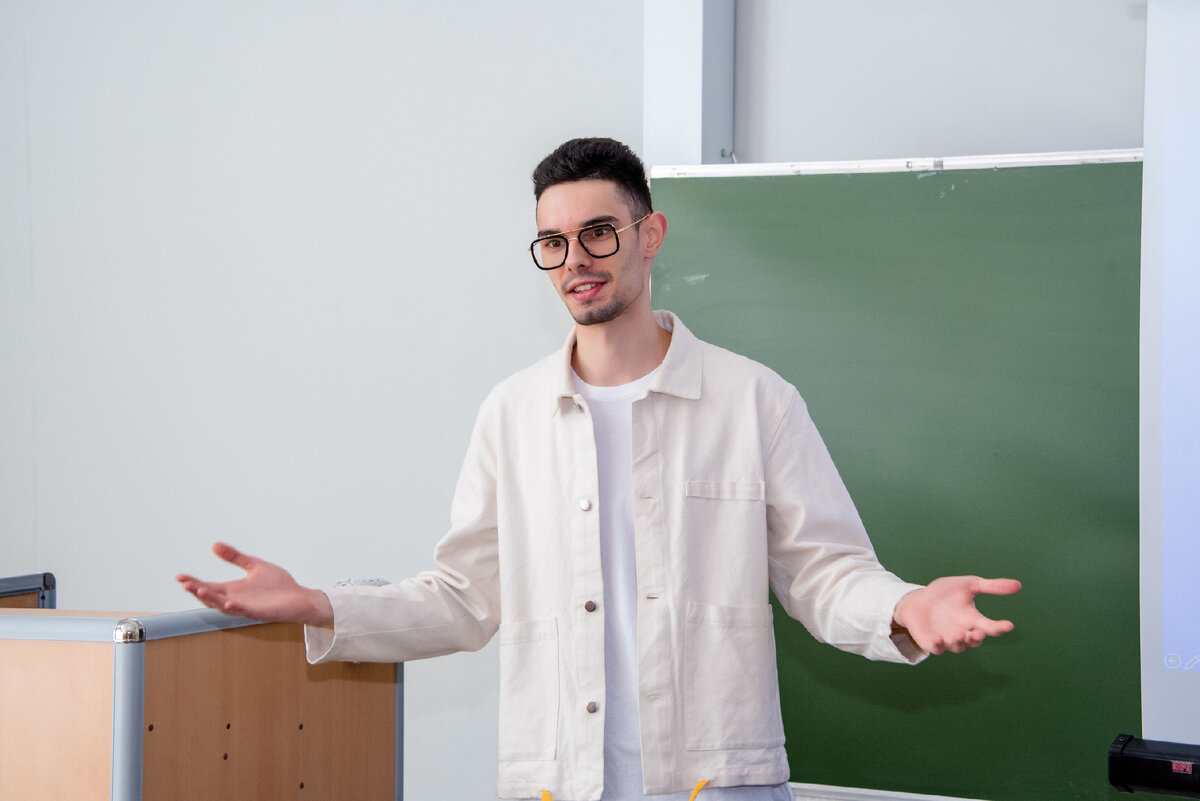 Спикер мероприятия, разработчик мобильных приложений Яндекса Алексей Шведчиков