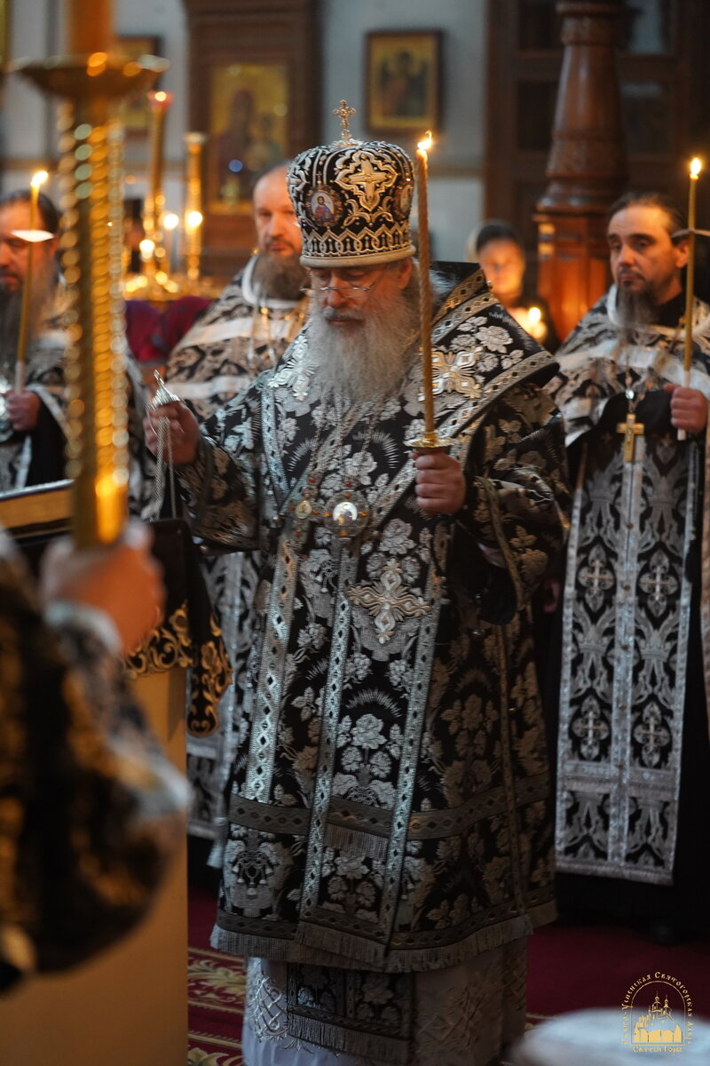 великая пятница богослужение. Good friday. огонь чтение 12 евангелий. 13 евангелий. 13 евангелий.