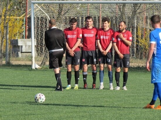     фото: vk.com/footballinsimf пресс-служба Федерации футбола Симферопольского района