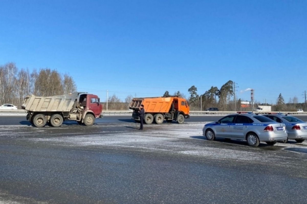    Почти 600 грузовиков проверили автоинспекторы в Екатеринбурге