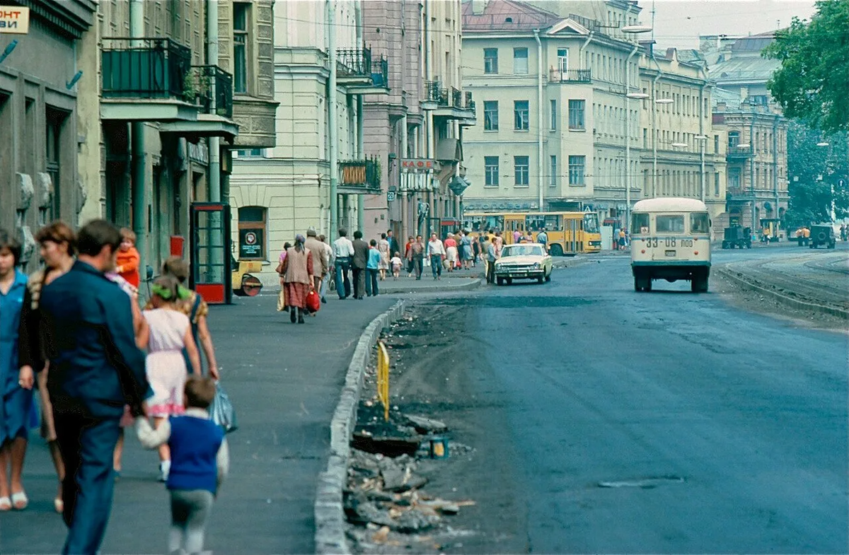 1980 е. Московский проспект Ленинград 1981 год. Невский проспект 1980. Проспект Максима Горького Ленинград. Лиговский проспект 1980.