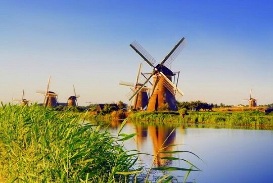 Общение с помощью ветряных мельниц было в Нидерландах