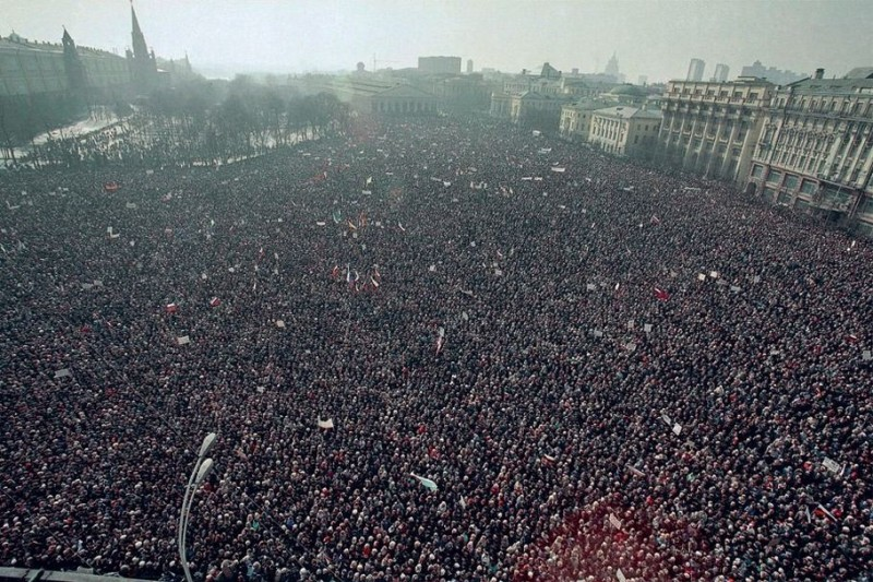 День в истории. Советские Майдан и Антимайдан