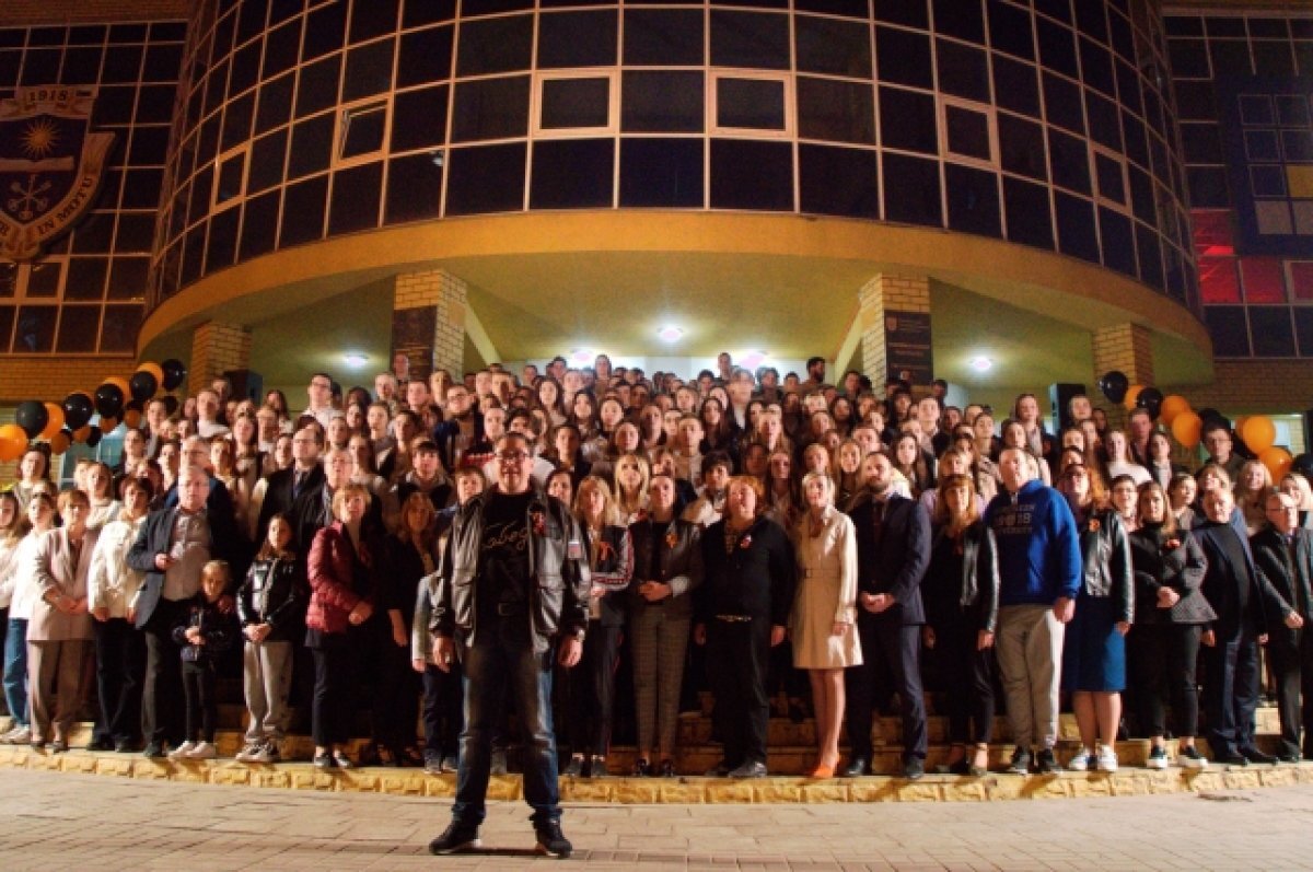    Сотрудники воронежского госуниверситета спели песни Победы