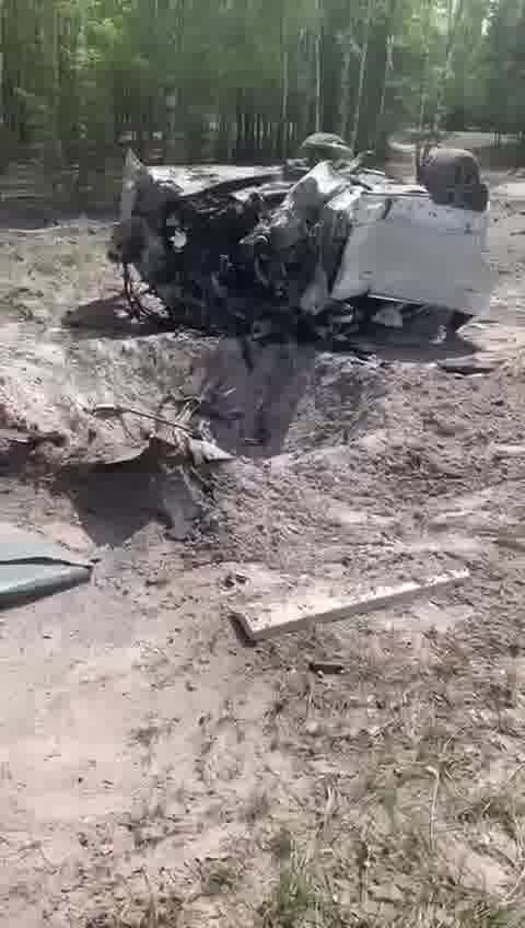    Судимость за разбой и штык-нож в рюкзаке: что известно об украинце Пермякове, подозреваемом в подрыве машины Захара Прилепина avchernov