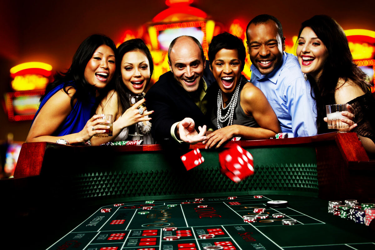 Почему люди играют в казино аркадные игровые автоматы эмулятор