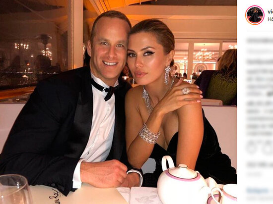 Фото: instagram.com/victoriabonya 